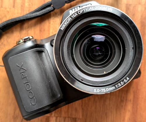 Mint nikon coolpix l100 - n,